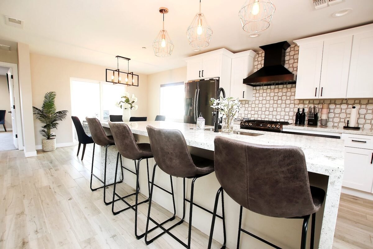 Kitchen with island seating at Columbus House